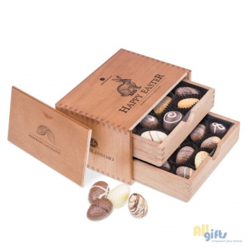 Afbeelding van relatiegeschenk:Egg Chocolaterie - Chocolade paaseitjes Chocolade Paaseitjes in houten kistje