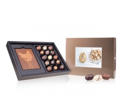 Easter ChocoPostcard Maxi - Gouden Kip Paaseitjes en een chocolade tablet bedrukken